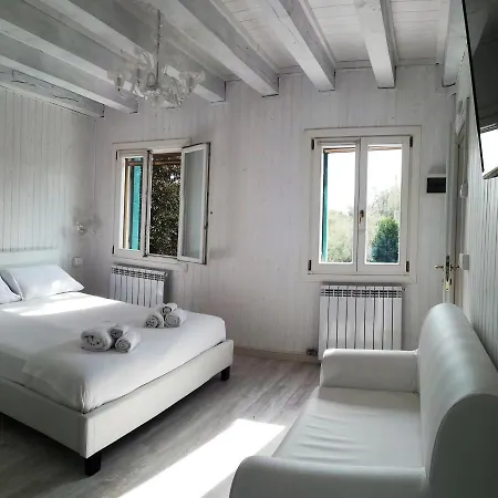 Junior Guest house 4*