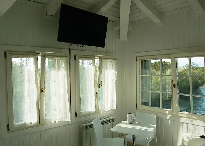 Πανσιόν Junior