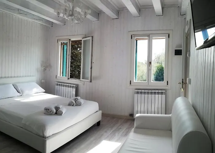 Junior Πανσιόν 3*